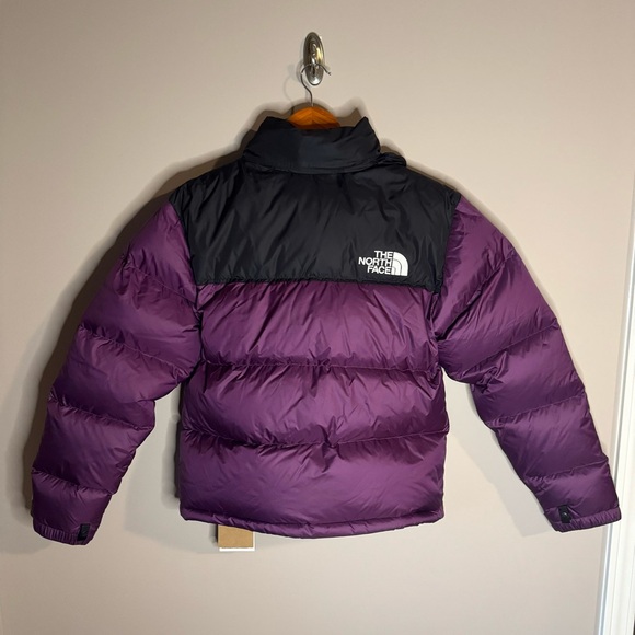 NWT! THE NORTH FACE Women’s 1996 Retro Nuptse 700 Jacket - Picture 4 of 14